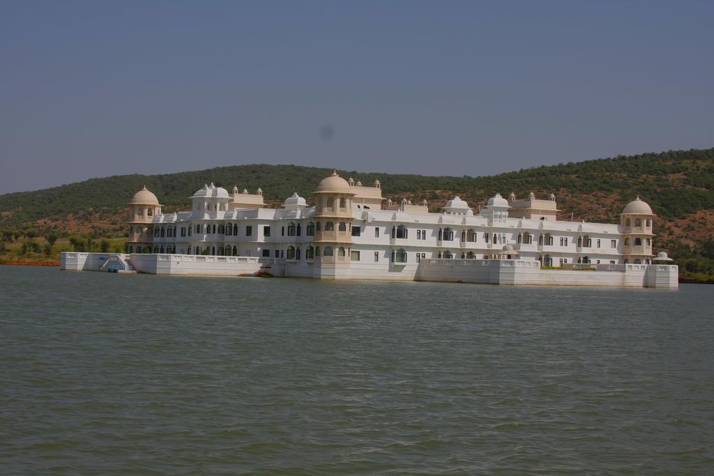 Juesta Lake Nahargarh Palace, Chittorgarh Pārsoli Dış mekan fotoğraf